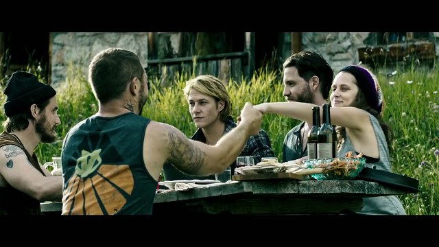 포인트 브레이크 POINT BREAK 1차 공식 예고편 (한국어 CC)-XaXPWgHRUBU