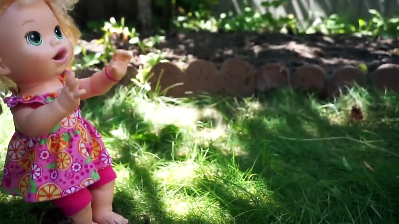 Baby Alive Doll Broken Leg Accident,Spiderman Doctor,Doc Mcstuffins Check up Hospital Funny Prank