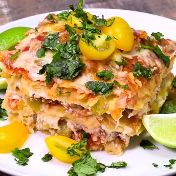 One of our favorite meals, super EASY: Tortilla Chicken Pie!