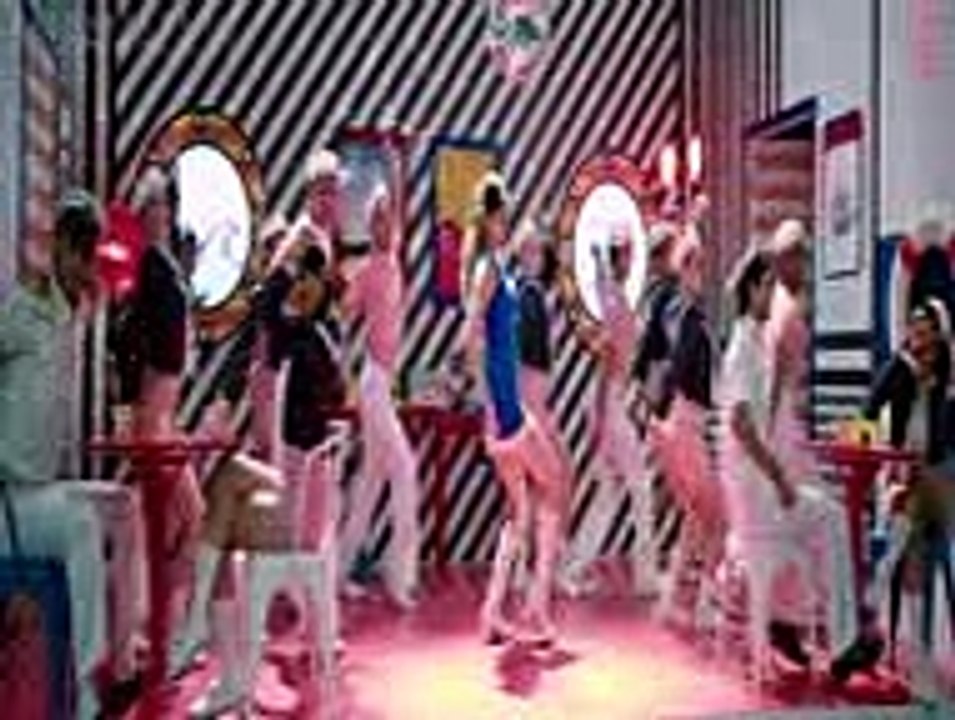 Dil_Dhadakne_Do_(Title_Song)