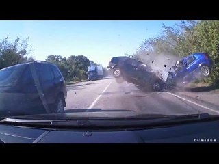 Car crashes compilation Accident   Compilation d accident de voiture n°245   Road rage   авария