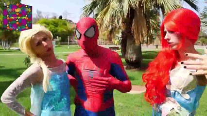 ‫إختفاء ملابس سبايدرمان والمجمدة إلسا احياه الابطال الخارقين ‬ Spiderman Episode 2 Cartoons