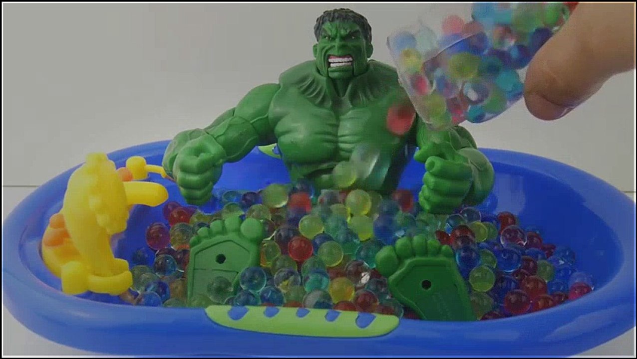 HUGE LEARN COLORS COMPILATION with HULK for Kids !! Spiderman McQueen Toys + Hulk Bath Time