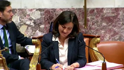 Najat Vallaud-Belkacem encore plus odieuse que d'habitude