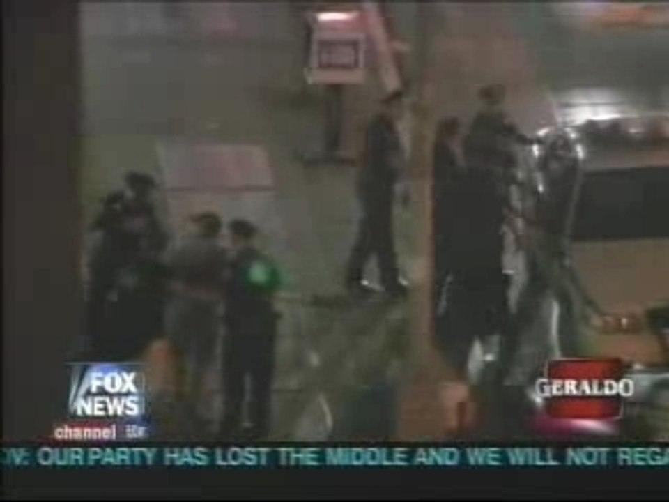Alex Jones arrested in NYC Sept 8 2007
