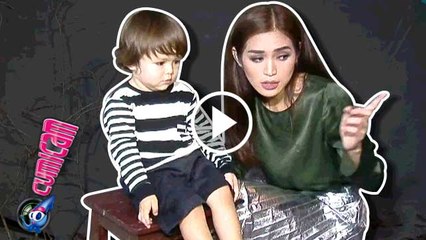 Gara-gara Wajah Bule El, Jedar Ditahan Imigrasi Swiss - Cumicam 12 Januari 2017