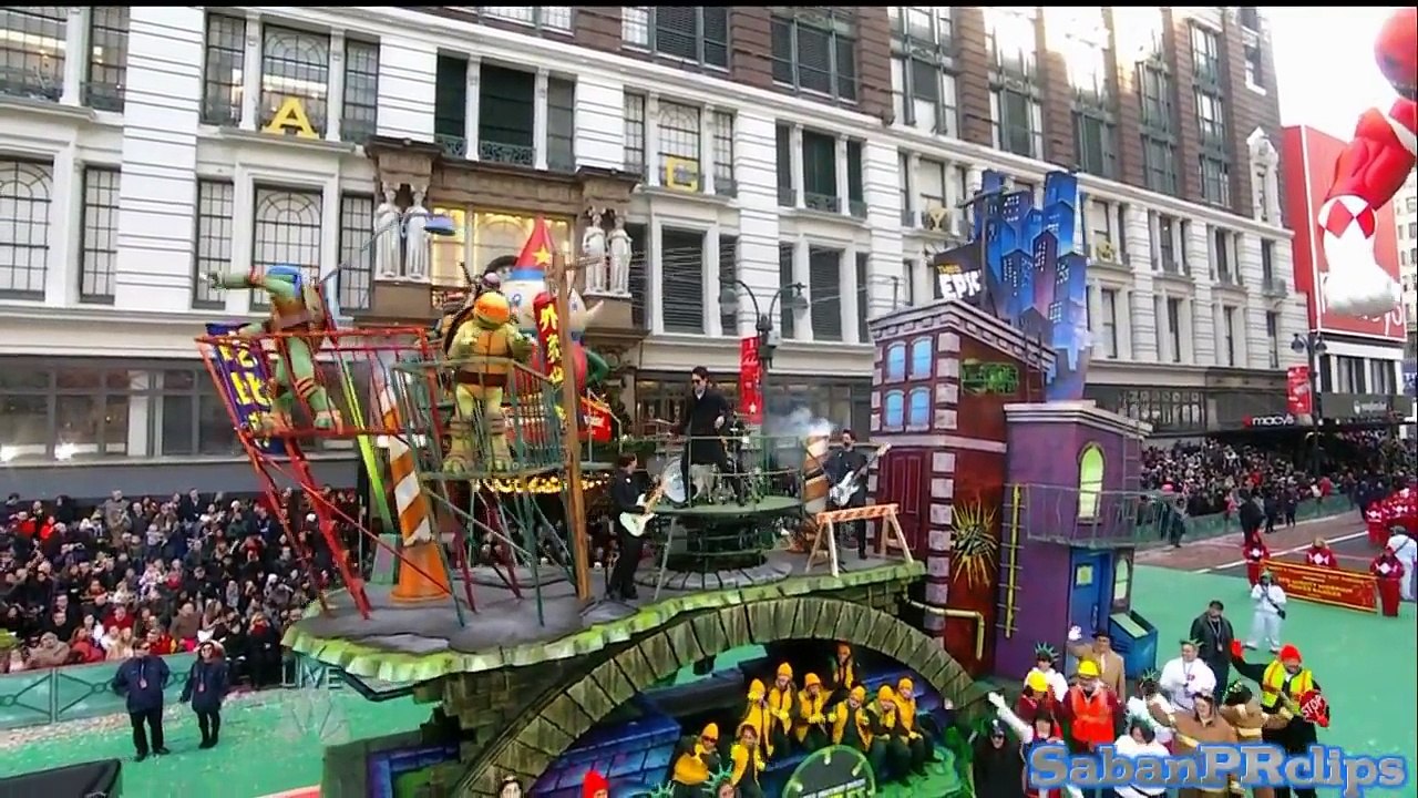 Mighty Morphin Power Rangers Red Ranger Macy's Day Parade 2015 2-2-XU1y_CX4V24
