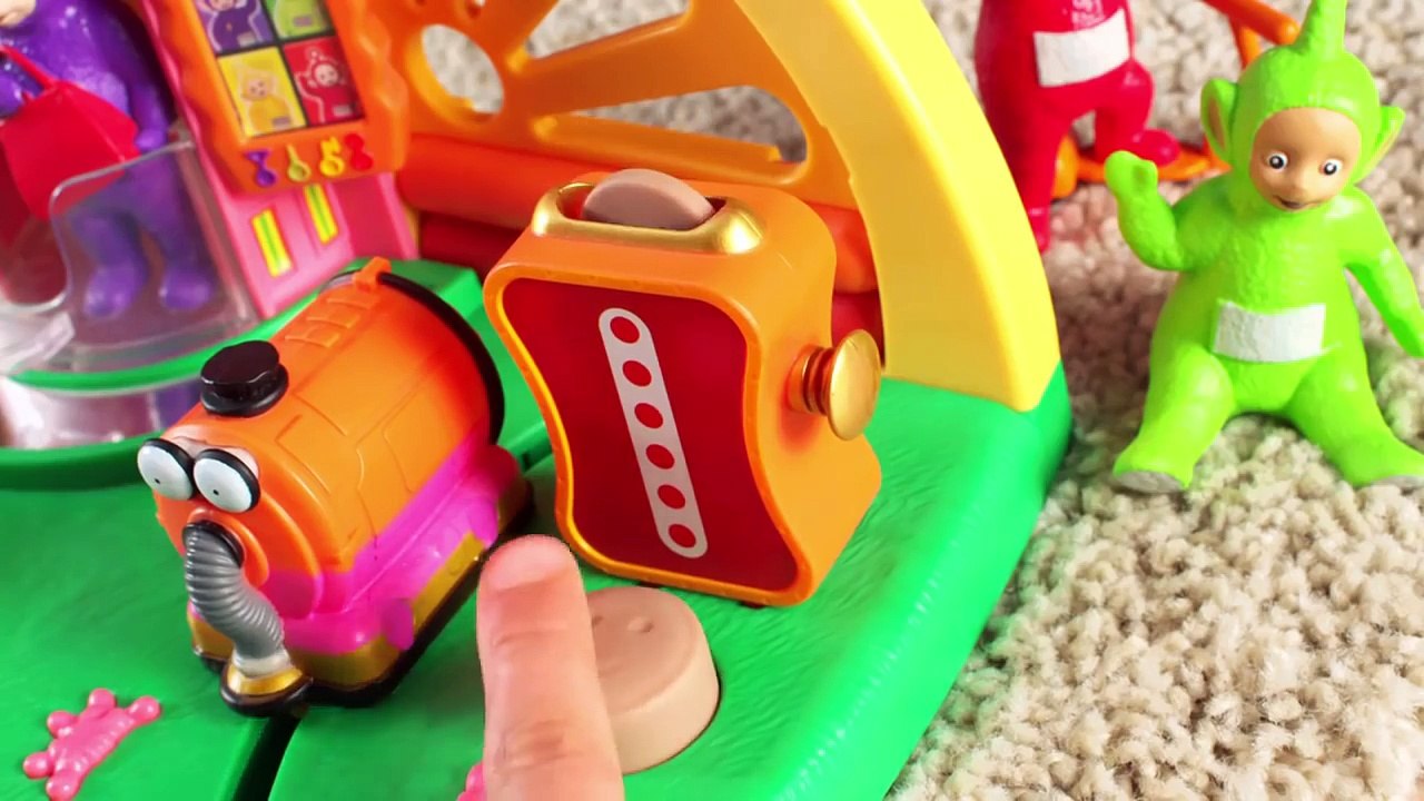 Character Teletubies Teletubisie Superdome Playset Giant Noo-Noo TV Ad 2016