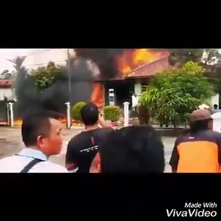 They Tried To Burn The Mouse & In Return He Run Into His House Burnt Down His House