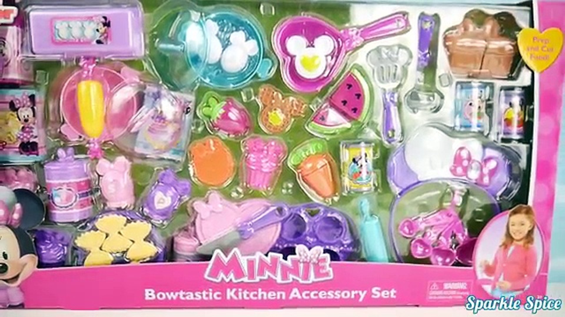 bowtastic kitchen accessory set