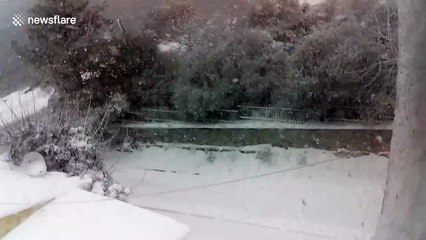 Heavy snow hits south Greece for the first time in ten years