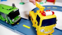 Tayo the Little Bus Garage Gas Station! Tayo Bus Toys for kids Toy Cars Toy St