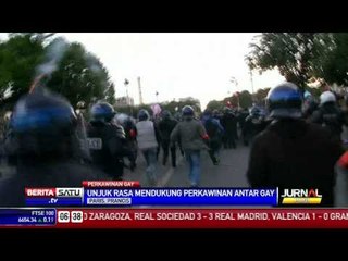 Unjuk Rasa Mendukung Perkawinan Antar Gay