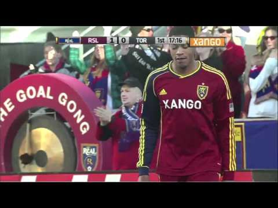 Torsten Frings penalty kick hits the post as Toronto go on to Lose 7th straigh