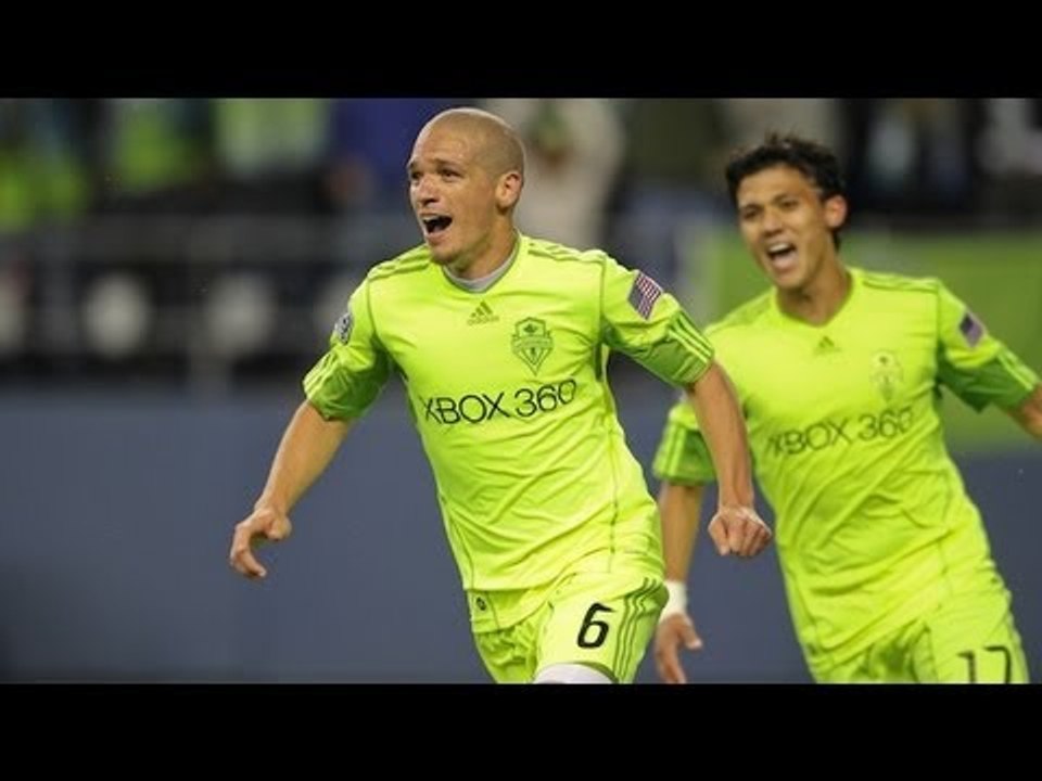 Between the Lines: Osvaldo Alonso's USMNT future