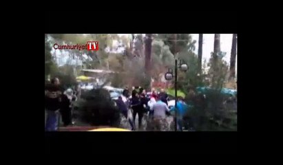 Acil servis karıştı, yaralı yakınlarının kavgası kamerada