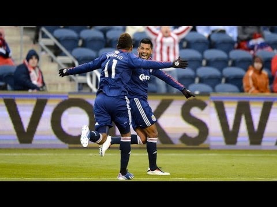 GOAL: Joaquin Velazquez floats header to back post | Chicago Fire vs Chivas USA
