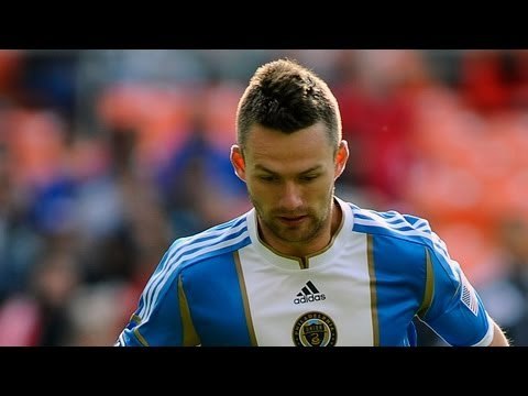 GOAL: Jack Mac slots it past Johnson | Chicago Fire vs Philadelphia Union