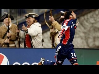 GOAL: Nguyen slots home the rebound | New England Revolution vs. Philadelphia Union