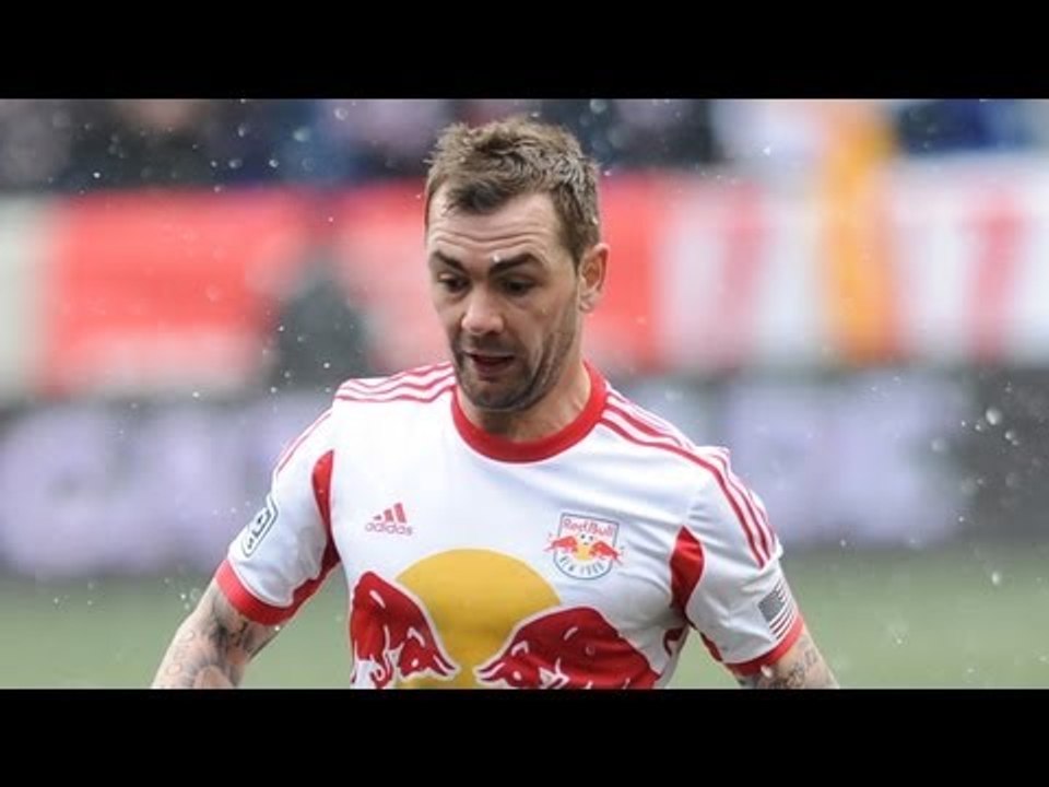 GOAL: Jonny Steele taps the ball into an empty net | New York Red Bulls vs NE Revolution