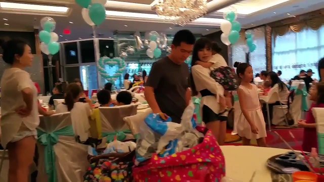 Compare 3 Entertainers for $125 to Vancouver Magician Yeeri from Richmond BC