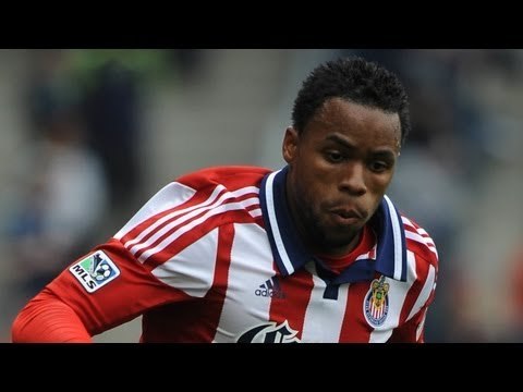 GOAL: Bowen's blast dips into the goal | Vancouver Whitecaps vs Chivas USA