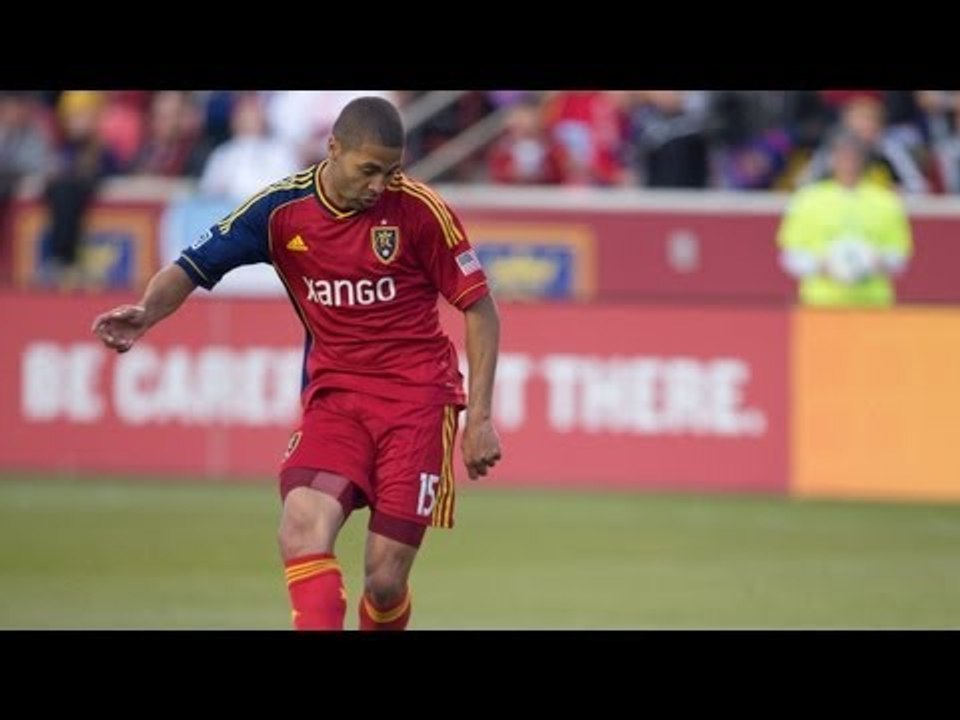 GOAL: Alvaro Saborio heads RSL into the lead | Real Salt Lake vs. Chicago Fire