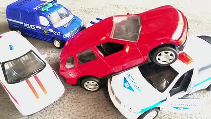 Машинки. Аварии. Полиция. Скорая помощь.