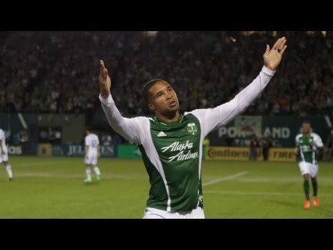 GOAL: Ryan Johnson with towering header on corner | Portland Timbers vs FC Dallas