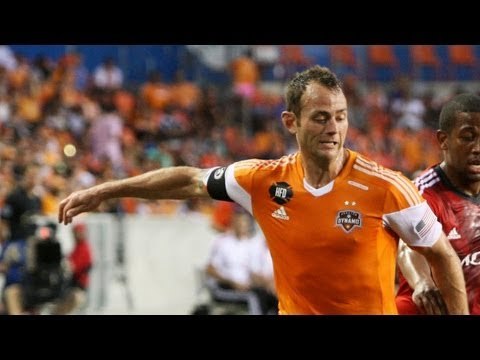 GOAL: Brad Davis scores on early PK | Houston Dynamo vs Columbus Crew
