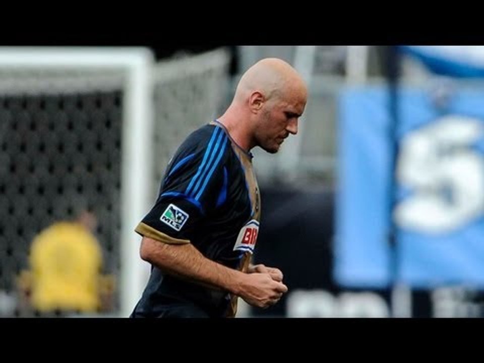 GOAL: Conor Casey battles to score opener | Philadelphia Union vs D.C. United