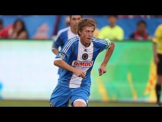 GOAL: Carroll comes up big off corner