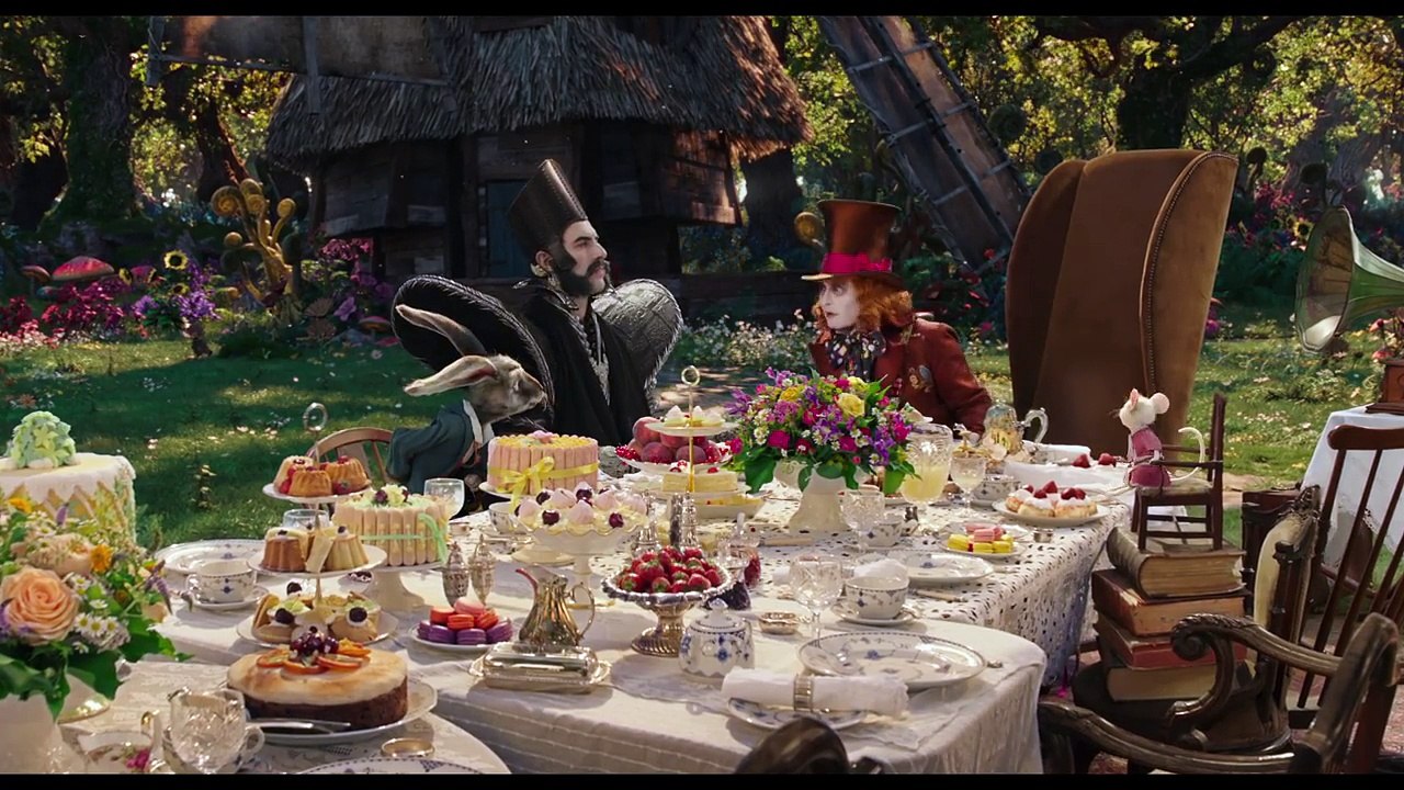 Alice de l'Autre Côté du Miroir - Extrait  -  Le temps pour le thé  (VF)-ecZzfb_RHFc