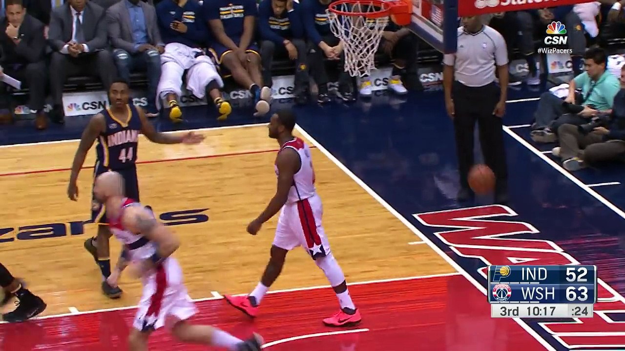 John Wall's Spin Leads to Marcin Gortat Slam-jaV6aewXvW4