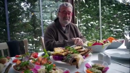 Ünlü isimler "Sen sen ol, eve kapanma" dedi