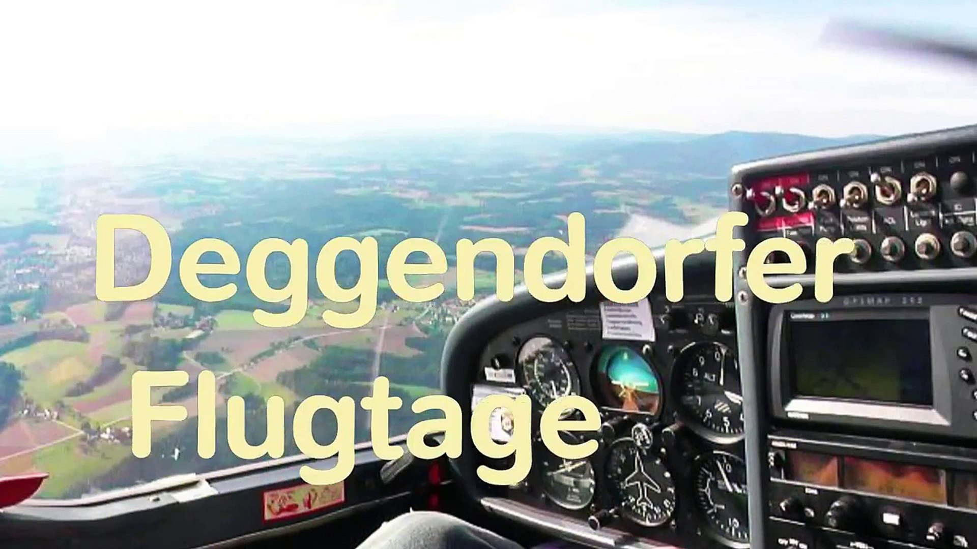 ⁣Deggendorfer Flugtage - Flight with a DA20-100 Katana-IHQcPe9BewM