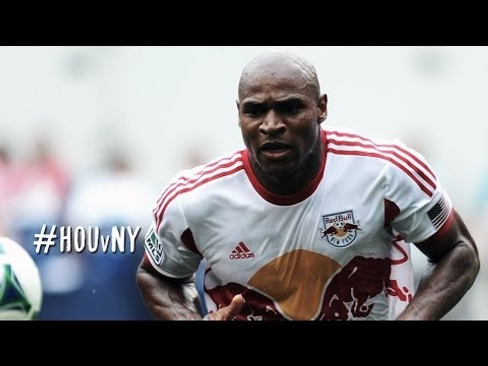 RED CARD: Olave sees red for his lunge on Cummings | Houston Dynamo vs. New York Red Bulls