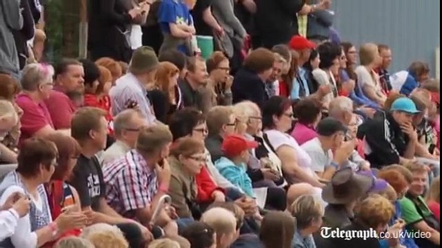 1- Porter d'épouses, combat d'orteils, dix sports aussi insolites qu’intrigants