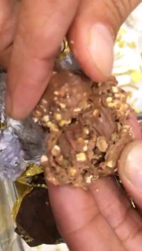Quand tu trouves des vers dans tes chocolats Ferrero Rocher