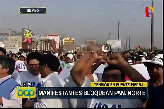 Peaje en Puente Piedra: manifestantes bloquean Panamericana Norte