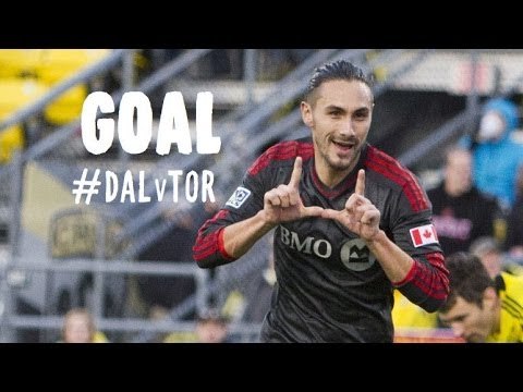 GOAL: Issey Nakajima-Farran blasts one that deflects in | FC Dallas vs. Toronto FC