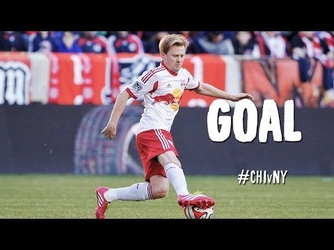 GOAL: Dax McCarty chips in the equalizer | Chicago Fire vs. New York Red Bulls