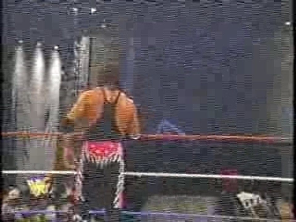 WWf - Bret Hart Bitches Out Vince McMahon