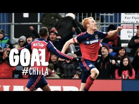 GOAL: Jeff Larentowicz converts from the spot | Chicago Fire vs. LA Galaxy
