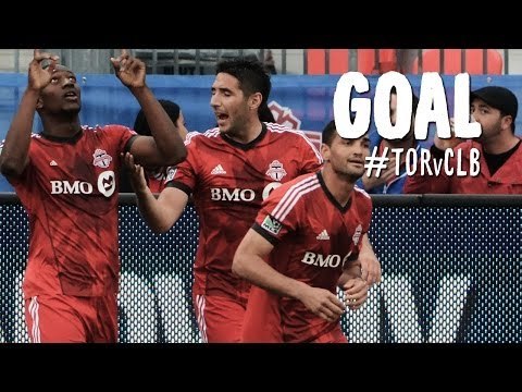 GOAL: Doneil Henry steals 3 points with a triumphant header | Toronto FC vs. Columbus Crew