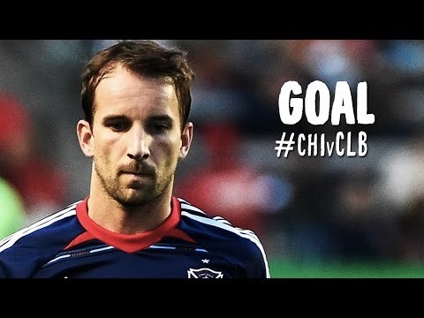 PK GOAL: Mike Magee converts the penalty for the lead | Chicago Fire vs. Columbus Crew