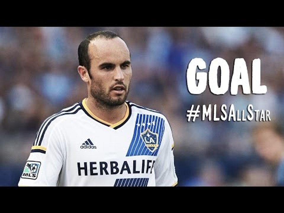 GOAL: Landon Donovan muscles a shot past Neuer | MLS All-Stars vs FC Bayern München