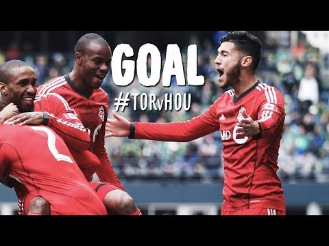 GOAL: Jonathan Osorio makes Tally Hall pay for his blunder | Toronto FC vs. Houston Dynamo