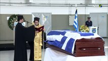 Cerimônia fúnebre homenageia embaixador grego