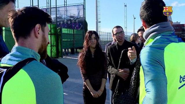 La Fundació FCB convida a Nadia Murad a conèixer el FCB/La Fundación FCB invita a Nadia Murad a conocer el FCB